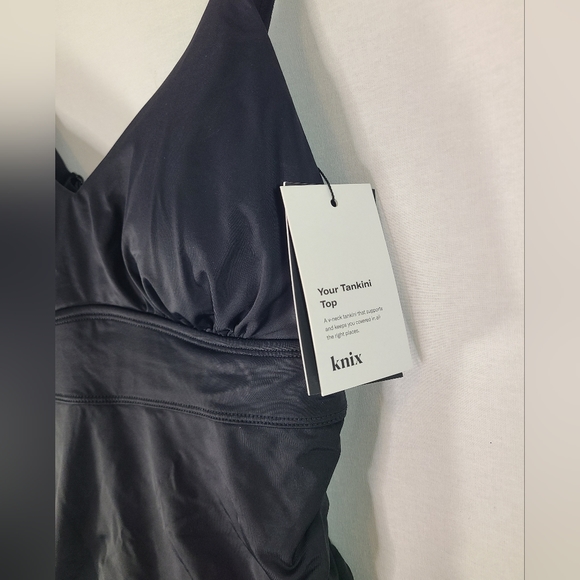 KNIX black tankini top Size medium women's- New with tags - Picture 5 of 8